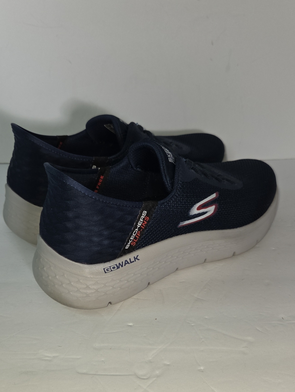 Skechers Navy and White GOwalk Slip-Ins Mens Shoes Size 10 - Picture 3 of 11